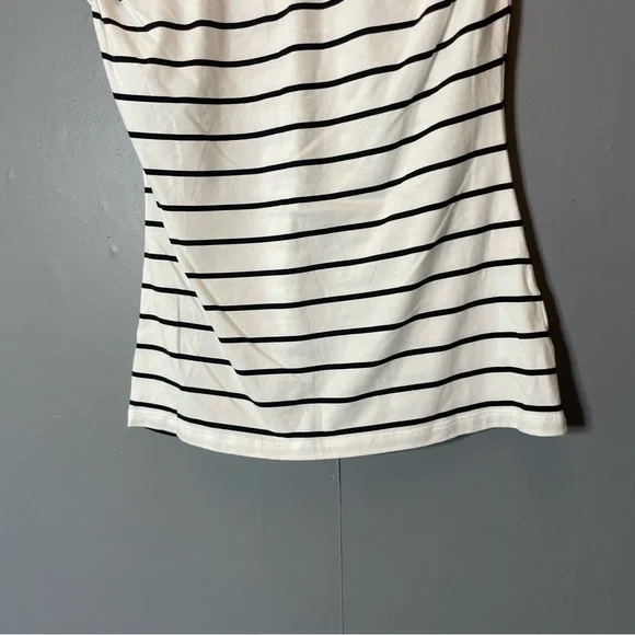 Loft Striped White and Black Women's Sleeveless Top size SP - Picture 8 of 8